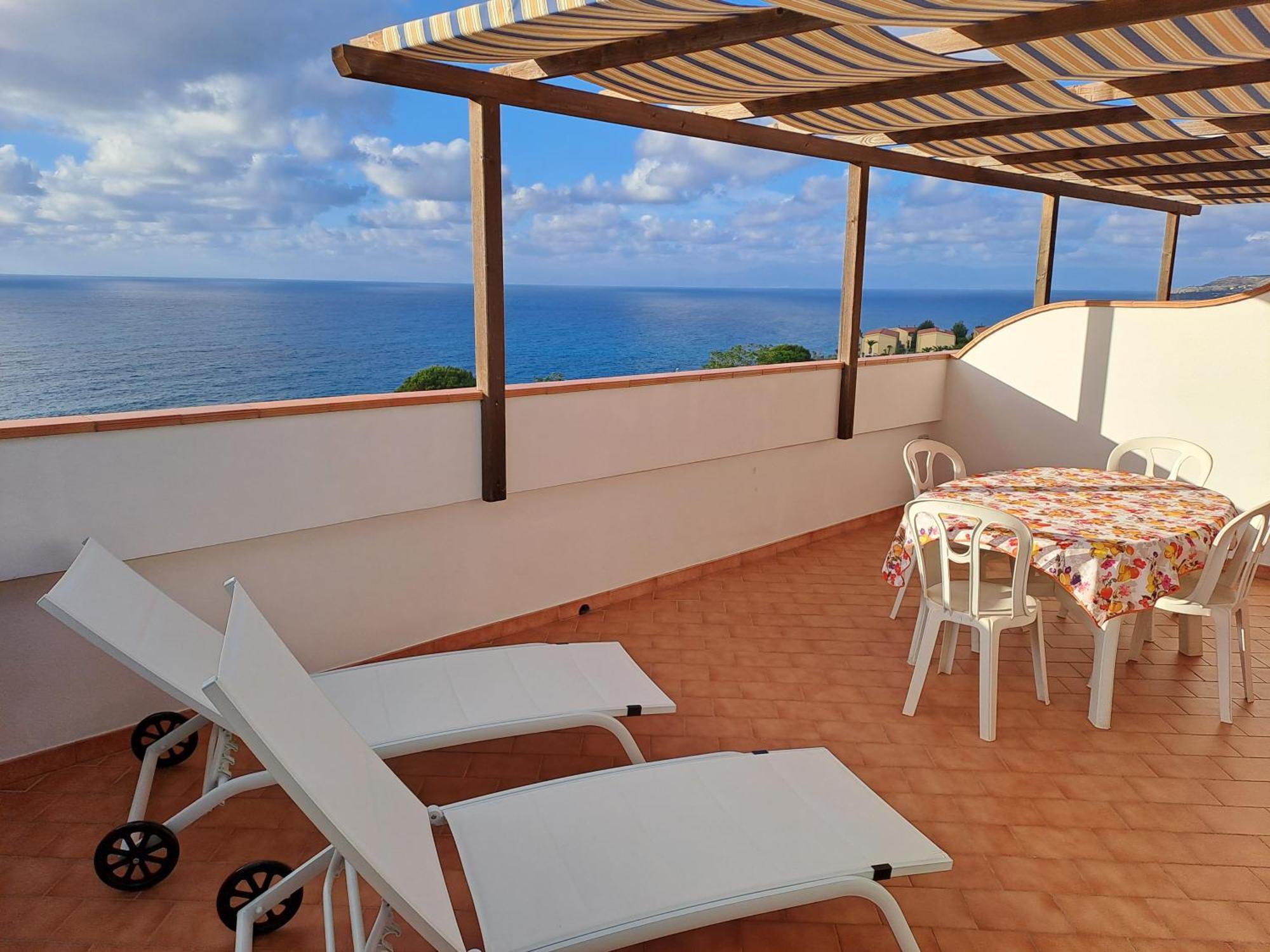 Terrazza Michelino Lägenhet Parghelia Exteriör bild